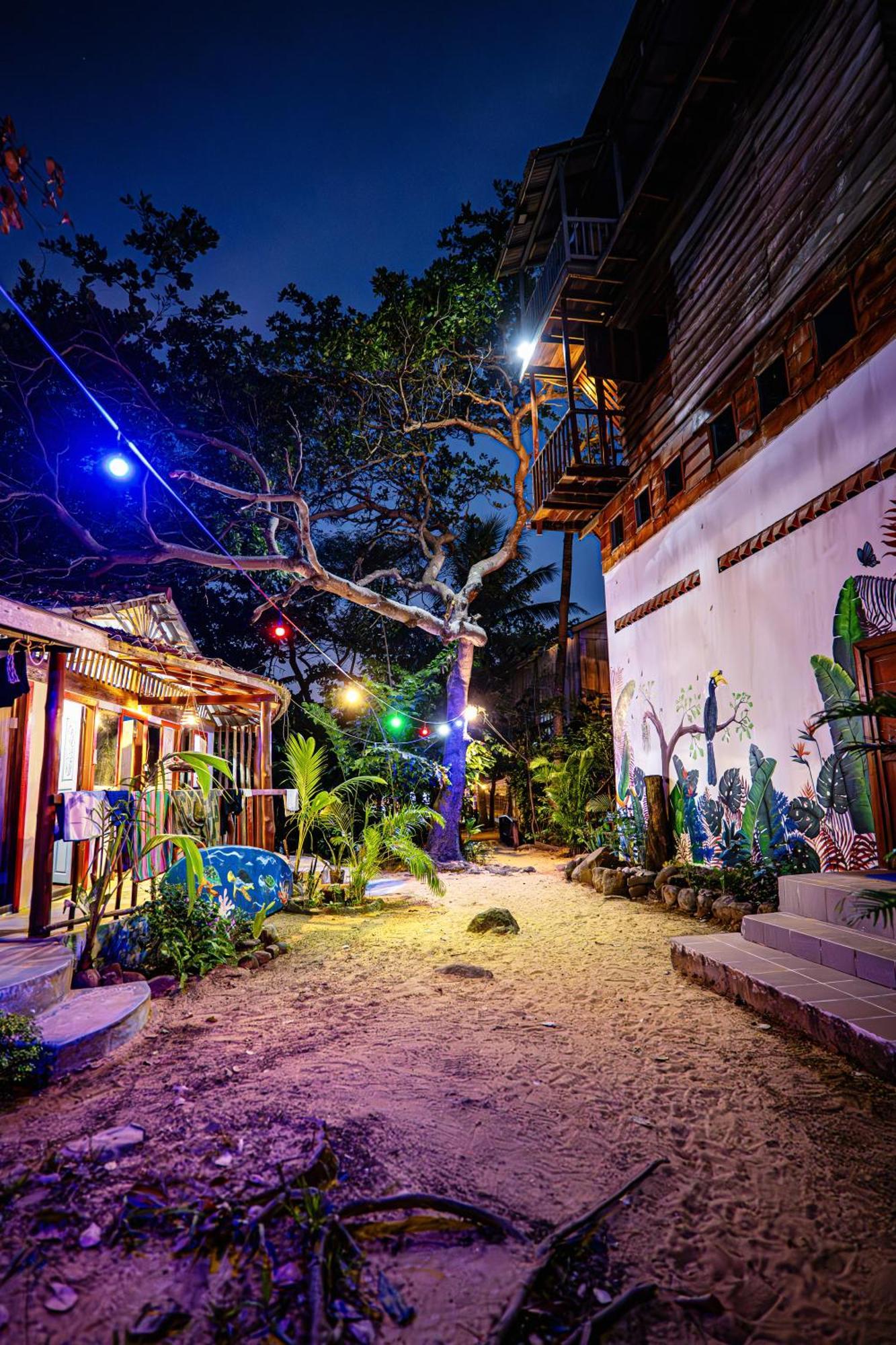 Easy Tiger - M'Pai Bay Beach, Koh Rong Sanloem Exteriér fotografie